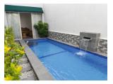 Sewa Villa / Vacation Home di Padang Sumatera Barat - Private Swimming Pool - 3 Kamar Full AC